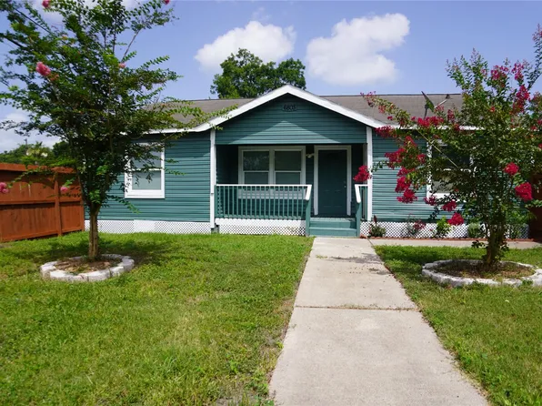 6803 6th St, Hitchcock, TX 77563