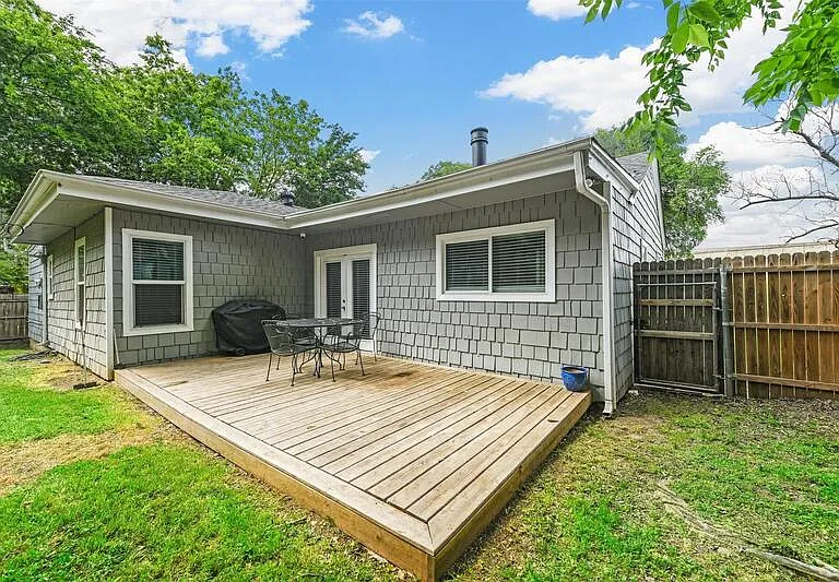 6209 Calmont Ave — Photo 21