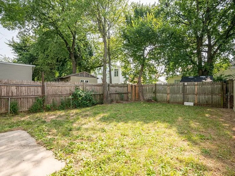 7th Rd S — Photo 5