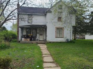 703 S 17th Ave, Freeport, IL 61032