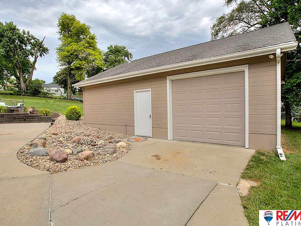 7516 Glenvale Dr, Omaha, NE 68134 Zillow