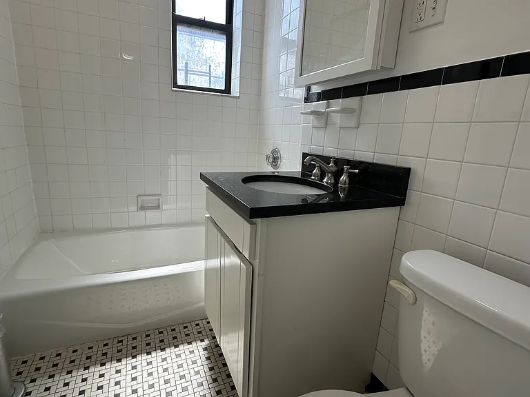 45-19 42nd St #3E — Photo 12