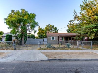 4432 E Lamona Ave, Fresno, CA, 93703