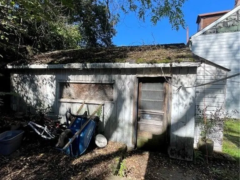14 Sprain St — Photo 17
