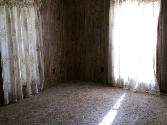 2nd image of 360 Rosewood Dr