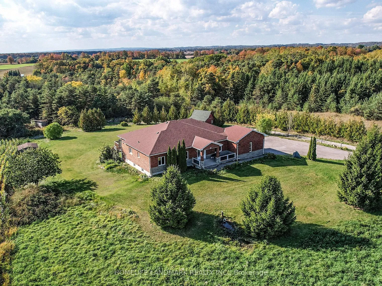 4 bed, $4,500 — Photo 1