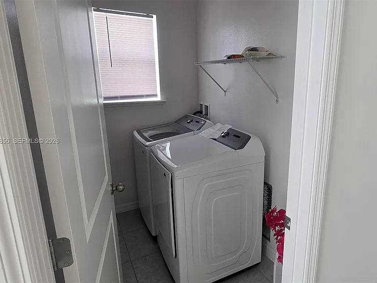 5539 Maddie Dr — Photo 5