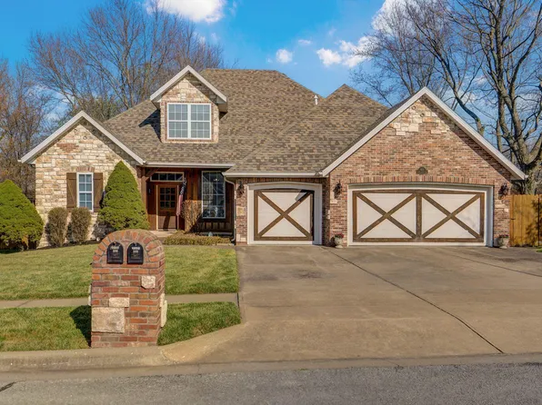 922 N Ridgemont Road, Republic, MO 65738