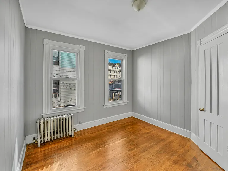 221 Willow St #2 — Photo 7