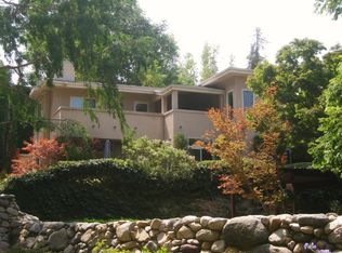 811 Las Palmas Rd, Pasadena, CA 91105