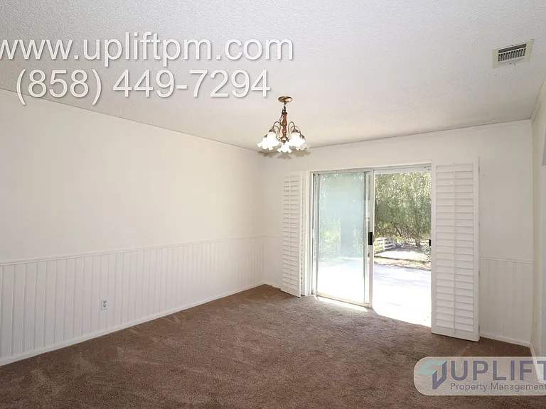 15938 Caras Ct — Photo 5
