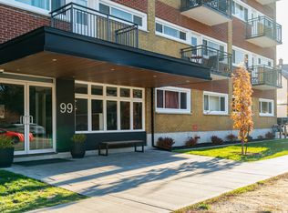 99 Cartier St, Ottawa, ON K2P1K2