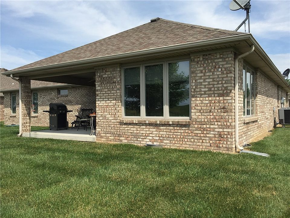 2nd image of 1121 Constitution Dr