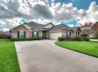 1208 Quincy Dr, Bossier City, LA 71111