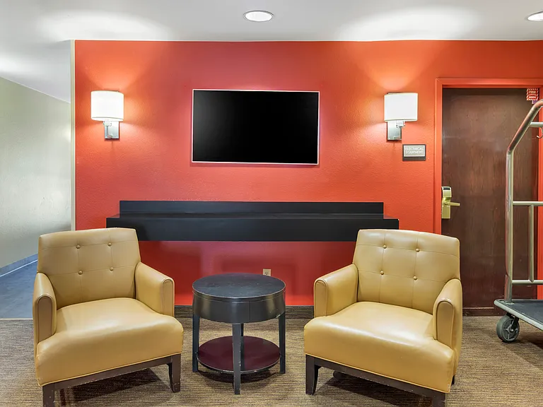 Lobby and Guest Check-in