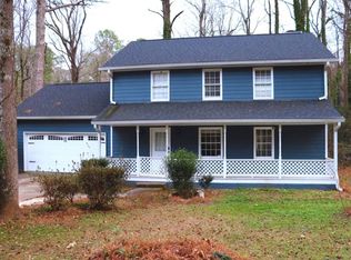 932 Granite Springs Ln, Stone Mountain, GA 30083