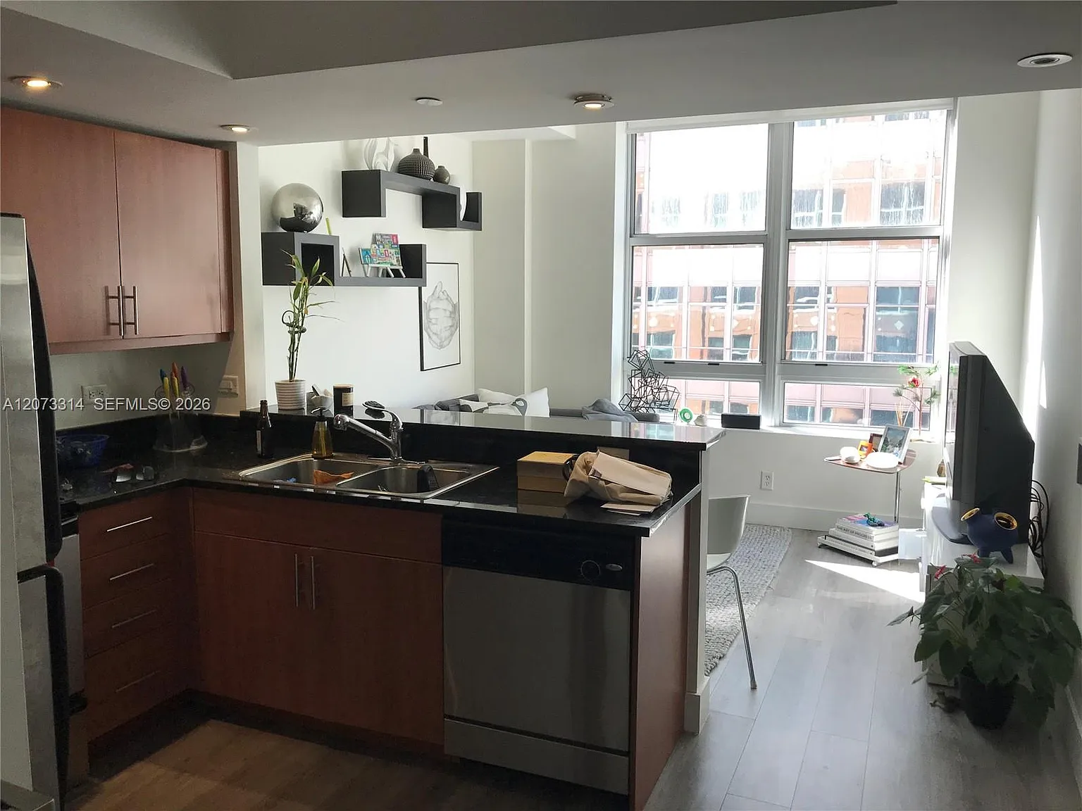 Flagler First Condo — Photo 4