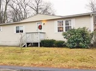 4 Basswood St, Rockland, MA 02370