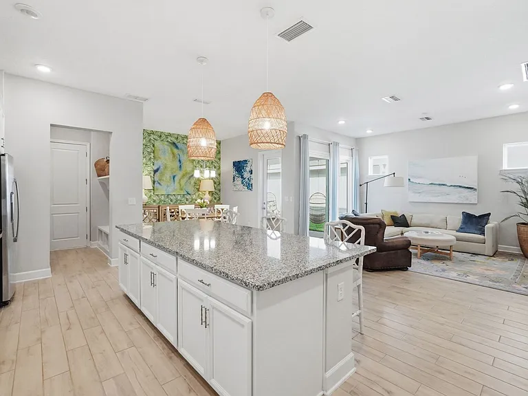 185 Park Center Ave — Photo 14