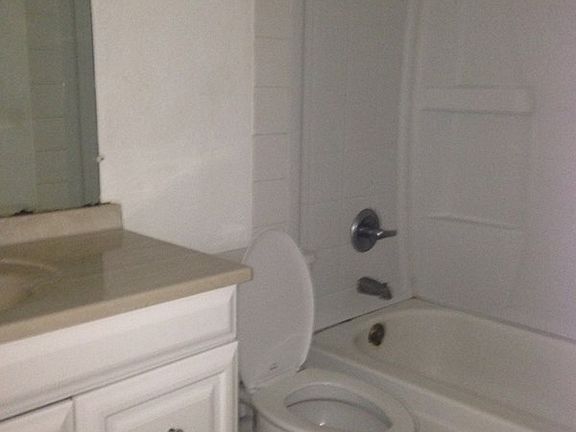 5th image of 1200A Aspen Dr