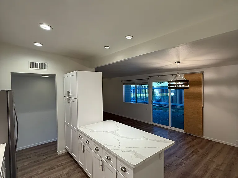 4350 Zephyr Way — Photo 4