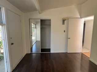 8433 Darby Ave, Northridge, CA 91325