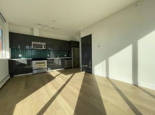 1325 Rolston St #1509, Vancouver, BC V6B0M2