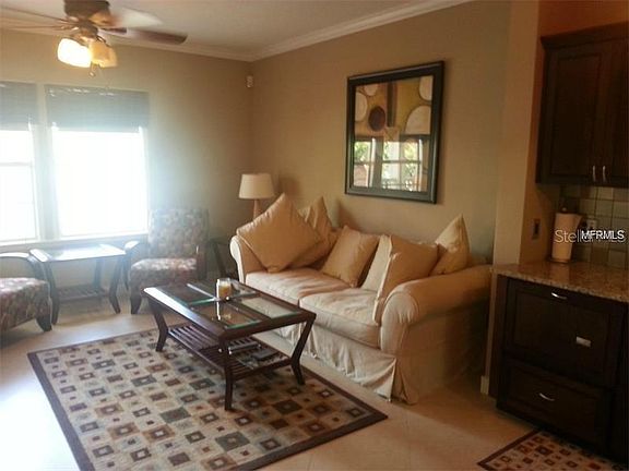 4th image of 606 Market St APT 240