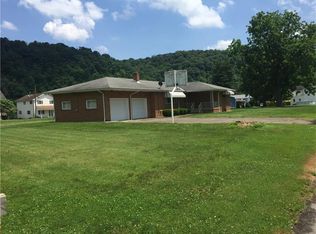114 Cherry Ave, Millsboro, PA 15348