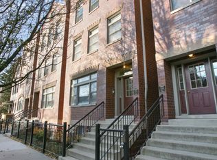 1346 W George St APT 3, Chicago, IL 60657