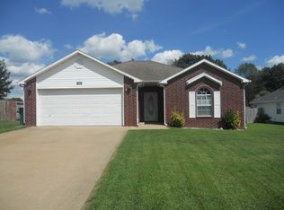 670 Zachary St, Centerton, AR 72719