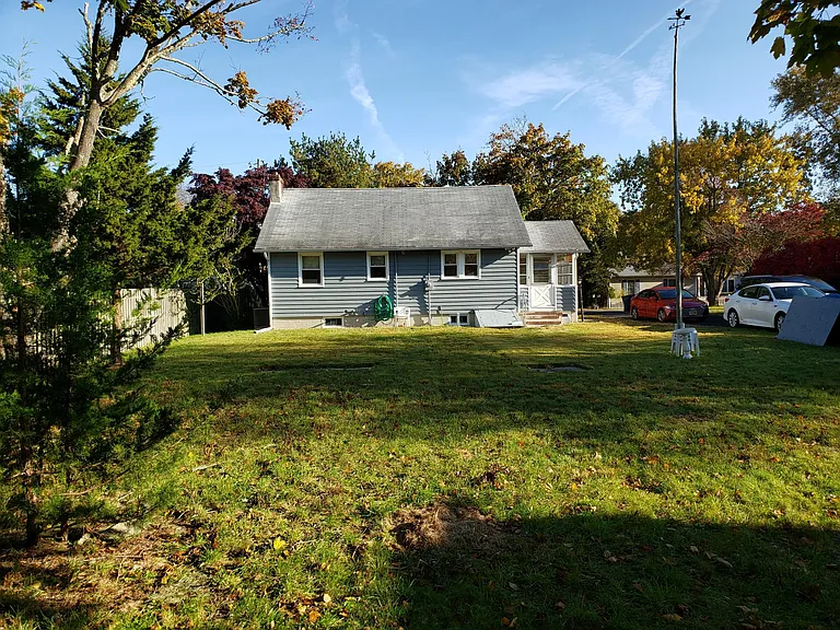 16 Fire House Dr — Photo 7