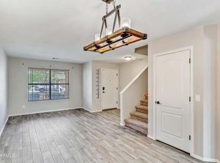2052 S Voyager Dr, Gilbert, AZ 85295