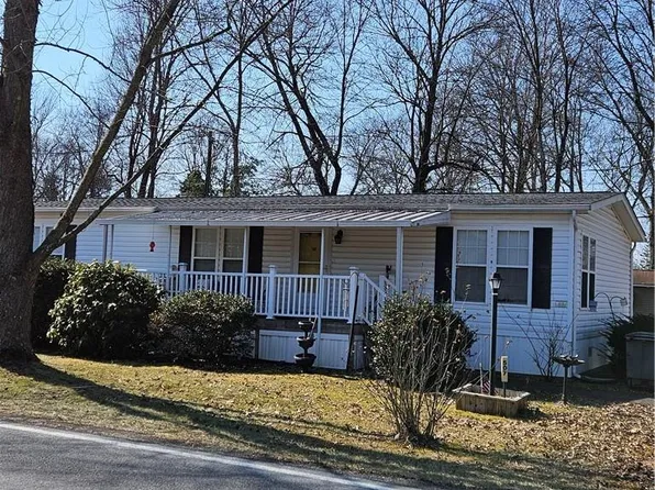 507 S Ohioville Road, New Paltz, NY 12561