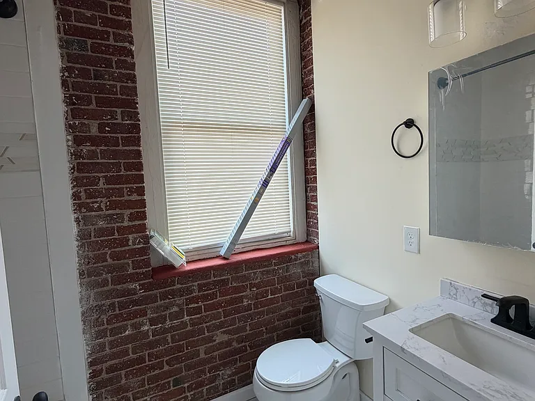 85 Harding St #1A — Photo 6