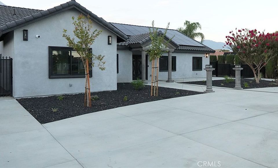 1st image of 9760 Lemon Ave