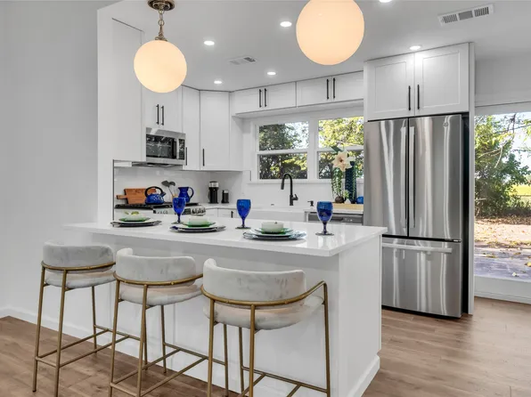 421 Brazos St, Forney, TX 75126