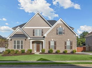 930 Arbor Dr, Loganville, GA 30052