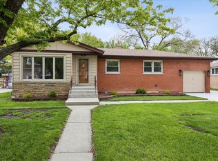 8759 Mobile Ave, Oak Lawn, IL 60453