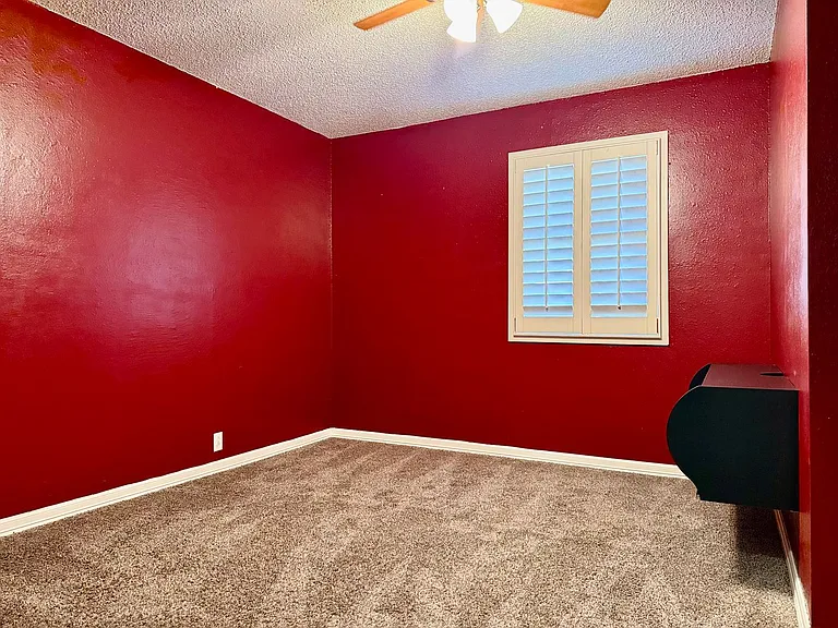 2515 Emerson Dr — Photo 10