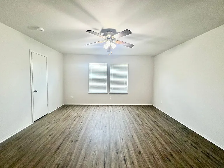1415 Aztec Trl — Photo 17