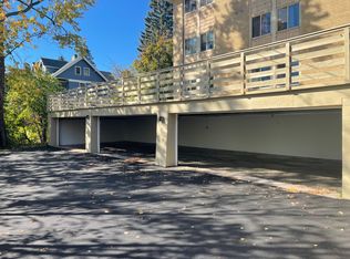 1926 E 2nd St #6, Duluth, MN 55812