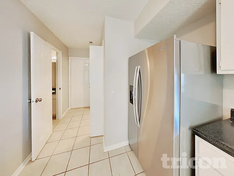 644 Meadows Edge Ln — Photo 7