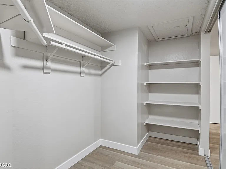 6224 Caprino Ave — Photo 18