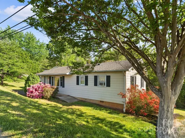 2001 S Sterling St, Morganton, NC 28655