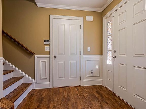 4th image of 5253 Campion Way