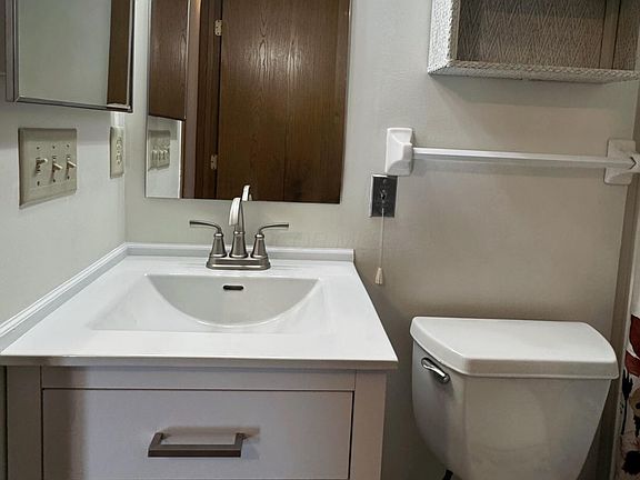 5th image of 3967 Karl Rd APT 227