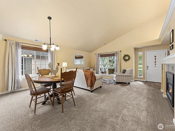 5th image of 2404 Bowman Avenue NW