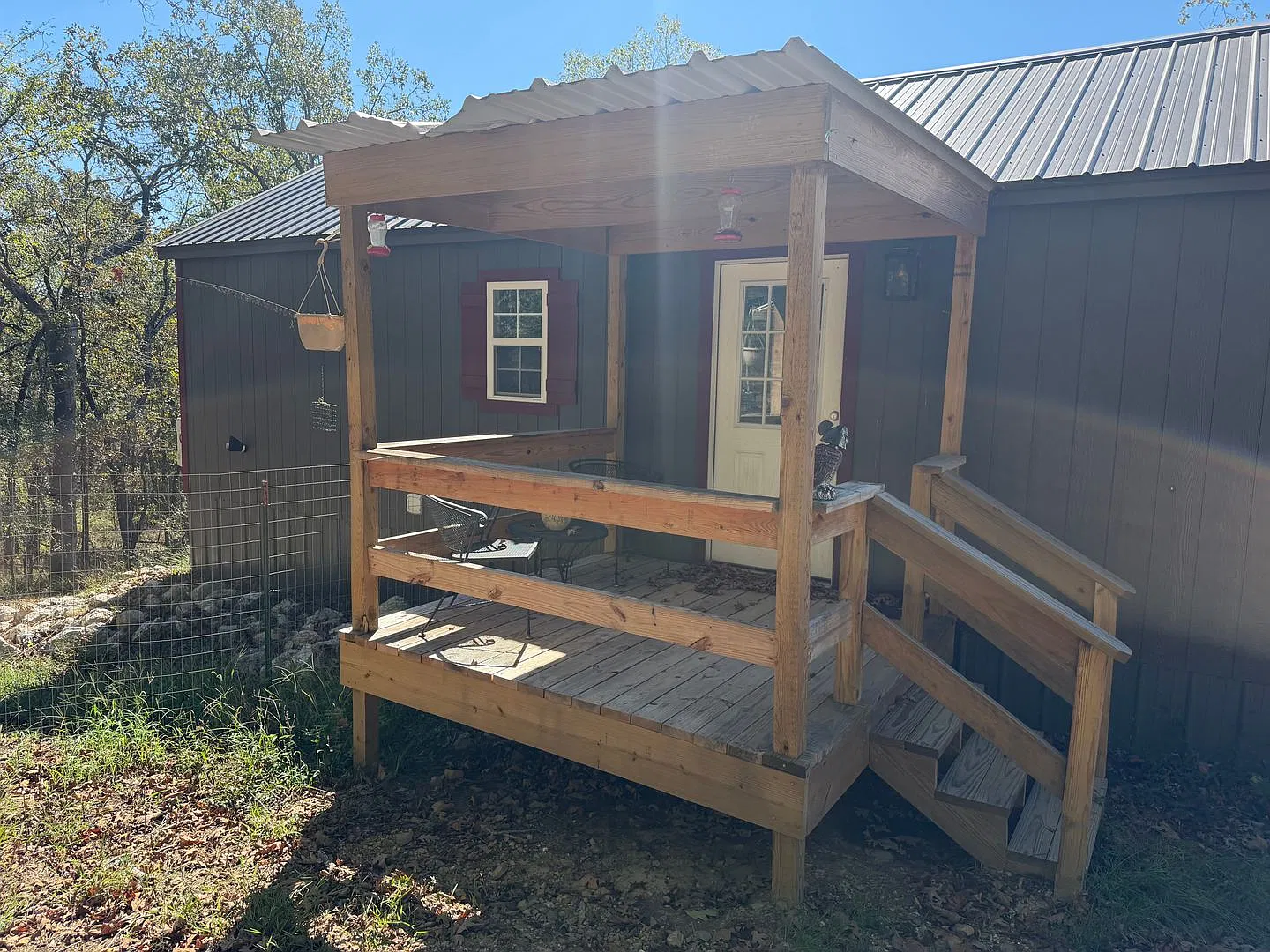 2 Bed 1 Bath House — Photo 1