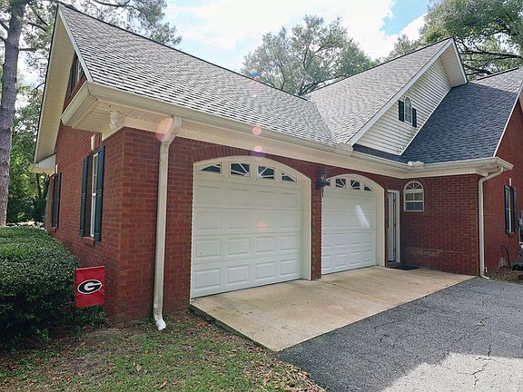 5th image of 330 River Oaks Dr